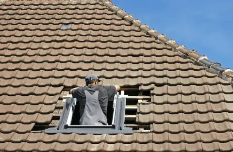 Pose de velux - Issarlès